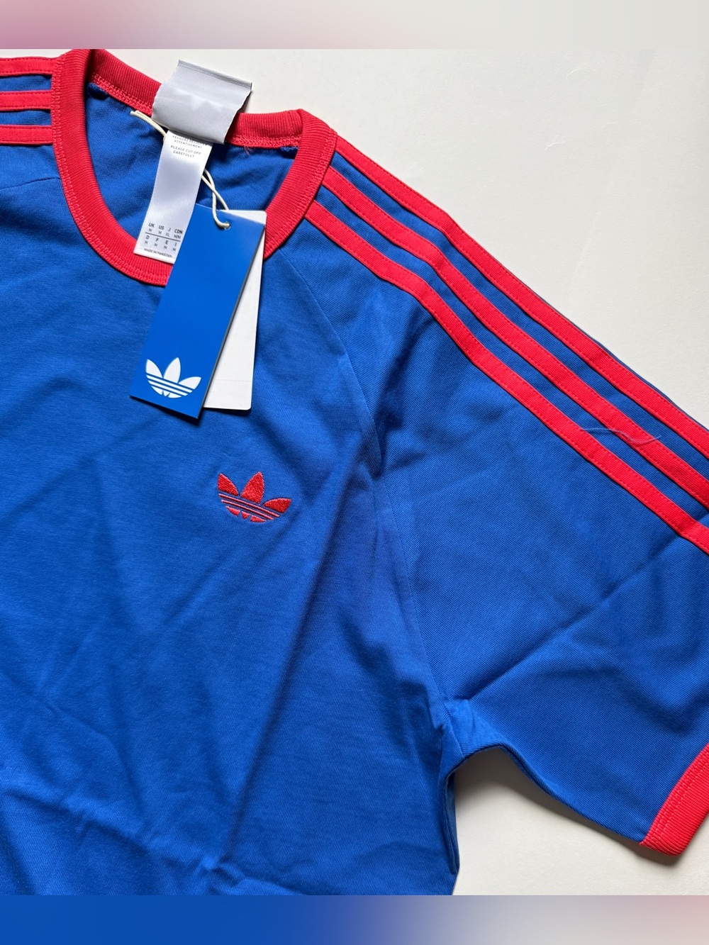 Adidas Originals [M-2XL] Ringer 3- Stripes Tee, Blue/Red KE3531 - Picture 4 of 7